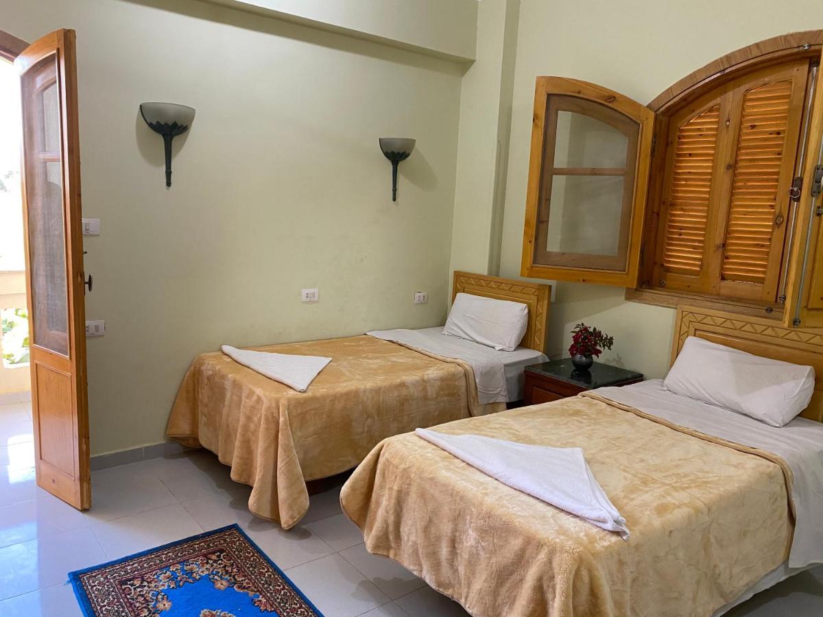 Elsanosy Family Guest House - Luxor Exterior photo